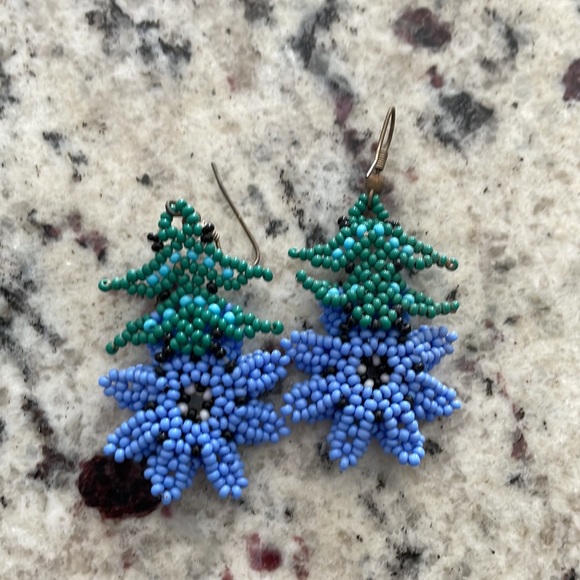 Hand-beaded Flower Earrings - Picture 2 of 2